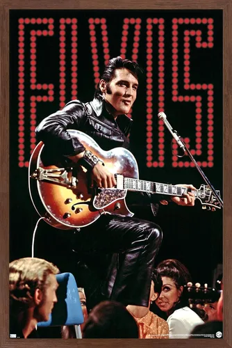 Vista 10 de Trends International Elvis Presley - Póster de pared de concierto 68, 14.72 x 22.37 pulgadas, versión enmarcada de madera de granero Versión