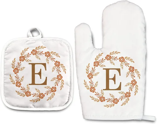 Vista 40 de Angela's Kitchen - Juego de guantes de horno personalizados y soporte para ollas Regalos de cocina personalizados Inauguración de la casa