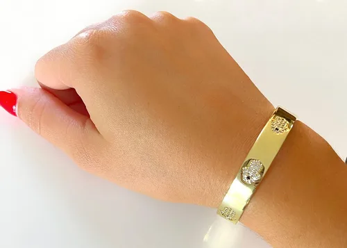 Vista 6 de LESLIE BOULES Pulsera de mano Hamsa chapada en oro de 18 quilates para mujer, joyería de moda