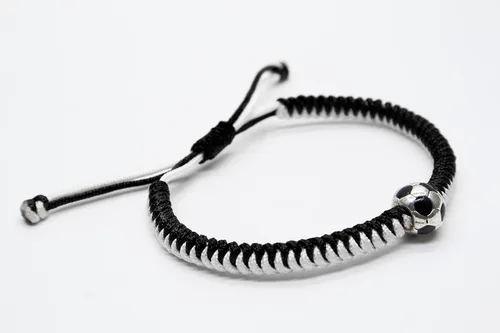 Vista 4 de MANYC - Pulseras de fútbol para hombres, mujeres y niños, accesorios elegantes para fanáticos del fútbol, regalos de espíritu de equipo para niños