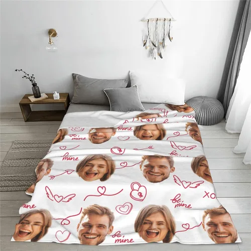 Vista 6 de Manta de fotos personalizada para parejas, 30 x 40 pulgadas, divertida manta de franela de forro polar suave con patrón de corazón sin costuras