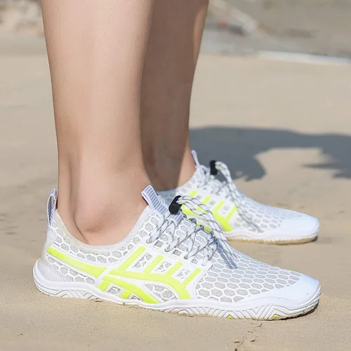 Vista 7 de MAYZERO Zapatos de agua para hombres y mujeres, zapatos de surf, playa, piscina, zapatos de punta ancha, senderismo, zapatos de agua, zapatillas