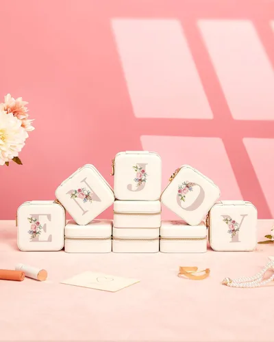 Vista 2 de Enthralite Joyero de viaje para regalo personalizado, artículos esenciales de viaje para mujeres, organizador de viaje para joyas, pequeño joyero