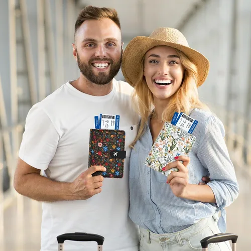 Vista 7 de Soporte para pasaporte para viaje, funda de cuero con bloqueo RFID, combo con ranura para tarjeta de crédito y ranura para tarjeta de embarque