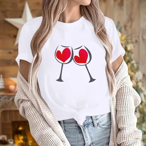 Vista 2 de Camiseta corta casual para mujer, diseño de corazón y corazón con estampado de vino, para el día de San Valentín, a la moda, ajuste holgado, cuello