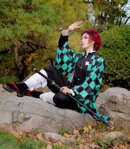 Vista 6 de Disfraz de anime de Tanjiro Zenitsu Shinobu Giyu Mitsuri con peluca y aretes, uniforme para Halloween