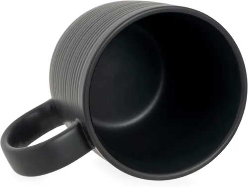 Vista 4 de Elanze Designs Tazas de café de cerámica acanalada de 16 onzas con fondo de arcilla cruda, paquete de 2, color negro