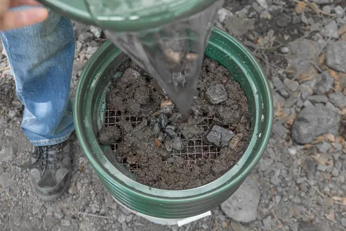Vista 2 de SE Bandeja Clasificadora Apilable para Prospección de Oro de 13.25 Pulgadas de Ancho - Bandeja de Tamizado con Malla de Acero Inoxidable de 1/2