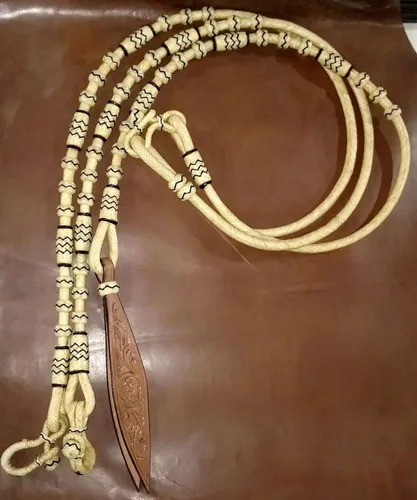 Vista 2 de Nudos naturales y negros de piel cruda, tachuelas de caballo trenzadas a mano Romal Romel Reins Ranch Cuerda/cuerda Reins-8.5 pies, 52 pies Romel