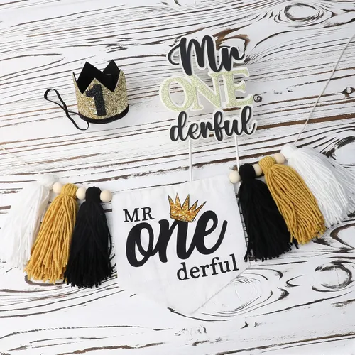 Vista 2 de Cartel para silla alta con texto en inglés «Mr Onederful» de primer Negro Blanco