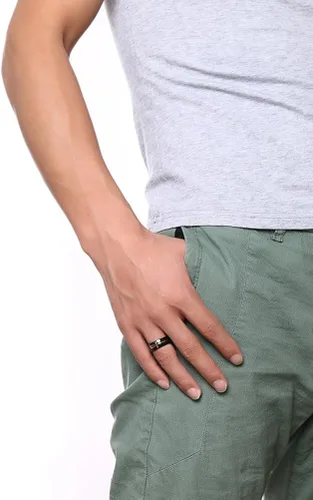 Vista 5 de XUANPAI Anillos Eye of Horus para hombres y mujeres, joyería egipcia pulida de acero inoxidable, joyería egipcia de moda, diseño de Ankh, joyería