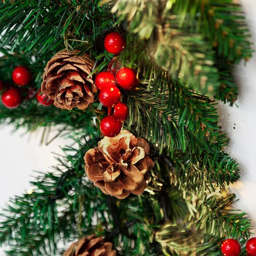 Vista 3 de Guirnalda de Navidad de 10 pies, guirnalda de pino predecorada con bayas rojas y piñas, para repisa de chimenea, barandilla de escaleras, chimenea