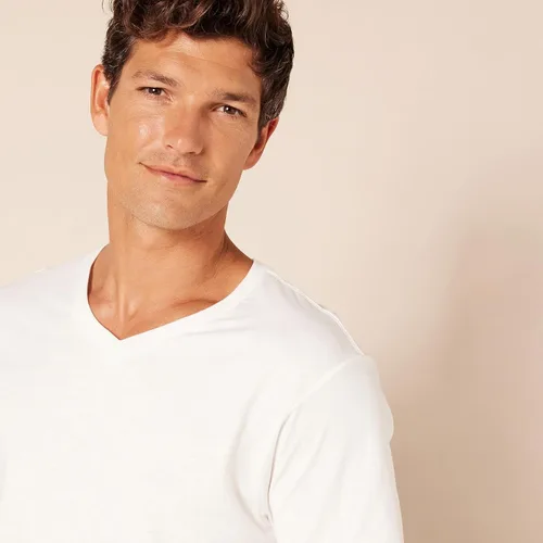 Vista 4 de Tienda Essentials Camiseta con cuello en V para hombre, paquete de 6