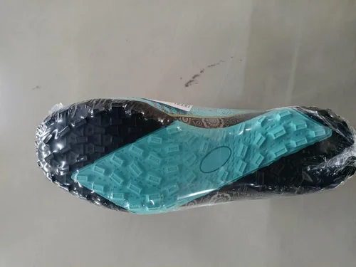Vista 12 de WINGFAI Zapatos de fútbol para hombre, zapatos de fútbol profesionales de alta calidad, transpirables, atléticos para exteriores e interiores, tenis