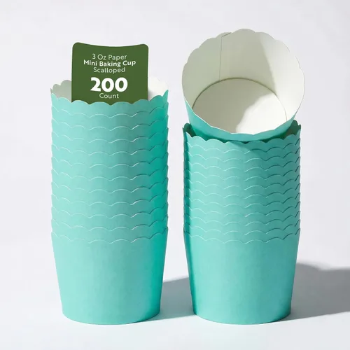 Vista 18 de Restaurantware Paquete de 200 moldes de papel para cupcakes de 3.38 onzas, resistentes a la grasa, festoneados para horno, elegantes tazas