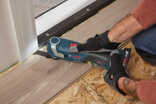 Vista 11 de BOSCH GOP18V-34B12 Kit multiherramienta oscilante StarlockPlus® de 18V sin escobillas con (1) batería de alimentación estándar de 2 Ah
