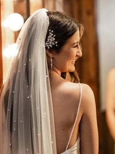 Vista 5 de Unsutuo Pearl Bride - Velo de novia de 1 nivel, velo de tul de novia con tocado para mujeres y niñas (L118 pulgadas, W59 pulgadas, Blanco)