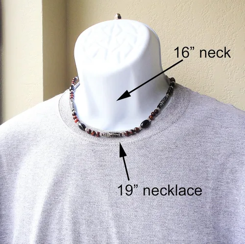 Vista 8 de Mami's Gem Studio Collar de estilo tribal para hombre, cuentas con hueso tallado, ónix negro y piedras preciosas, hecho a mano en Estados Unidos