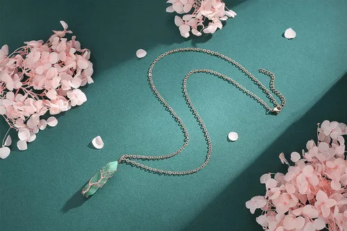 Vista 2 de MAIBAOTA Collar con colgante de cristal para mujer, collar de árbol de la vida, collar de piedras preciosas de cristal curativo de reiki natural