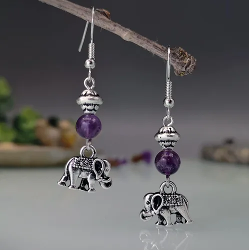 Vista 2 de SUKKCCNO Aretes de plata de ley 925 vintage, diseño de elefante, amatistaesmeralda, diseño de animales de la suerte, hipoalergénicos, regalo