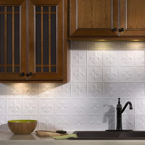 Vista 3 de FASÄDE Fleur de Lis - Kit decorativo de vinilo para salpicaduras de 15 pies cuadrados, color blanco brillante
