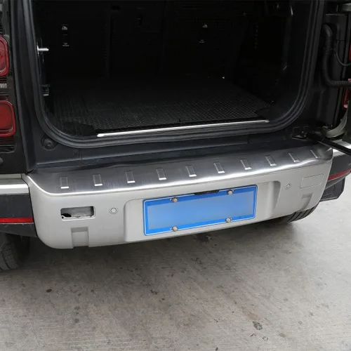 Vista 3 de Cubierta protectora de placa de protección de parachoques trasero exterior de acero inoxidable para Land Rover Defender 110 2020 2021 Accesorios