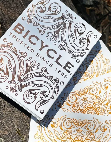 Vista 6 de Bicycle Botanica - Cartas de juego premium, 1 mazo