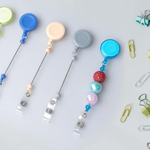 Vista 7 de Juego de 30 portatarjetas con cuentas para bricolaje, retráctil, resistente, clips de carrete, clip de identificación con clip para cinturón