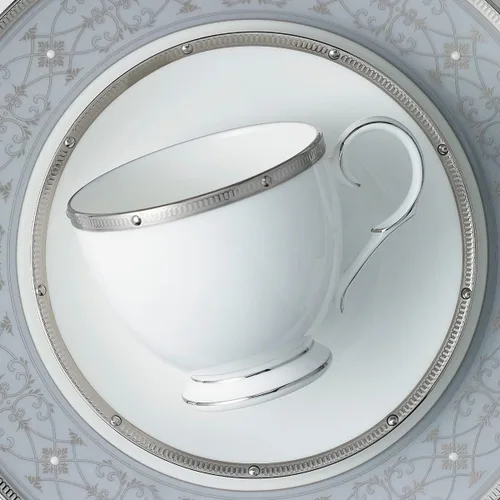 Vista 6 de Noritake Rochelle Platinum - 5 piece place setting, White