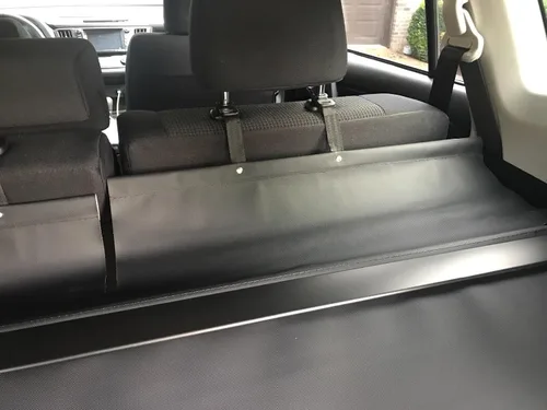 Vista 3 de cubierta retráctil para baúl trasero compatible con Nissan Rogue SV S SL 2014-2019 2020, protector de seguridad, pantalla de sombra, cubierta
