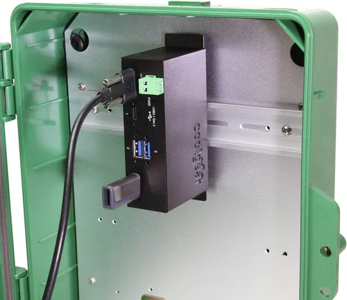 Vista 7 de Coolgear Hub USB industrial 3.2 Gen 2 tipo C de 4 puertos con puertos de bloqueo de tornillo y LED de estado