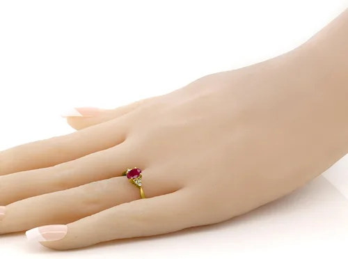 Vista 4 de Gem Stone King Anillo de compromiso de oro amarillo de 14 quilates con rubí rojo y diamantes para mujer piedra natal ovalada de 060 quilates