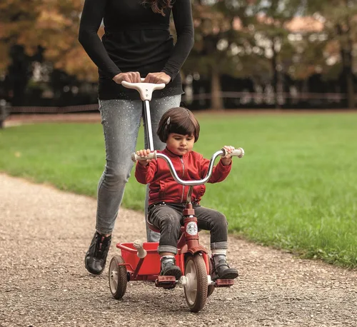 Vista 6 de Italtrike Triciclo de pasajero con asa de empuje y cesta para niños pequeños y niños, ingeniería superior, fuerte y duradero, fácil de montar