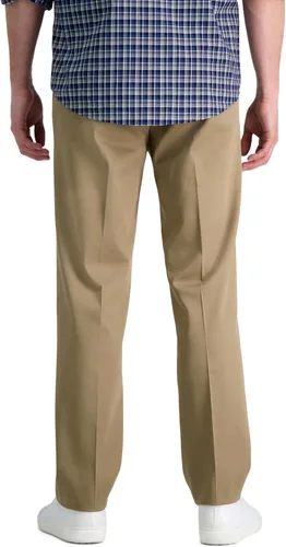 Vista 3 de Haggar Men's Premium No Iron Khaki Straight Fit Flat Front Casual Pant