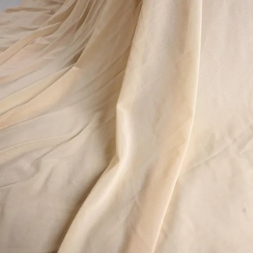 Vista 6 de Calidad novia viel perlas tul 180"x63" para vestidos blanco (marfil claro) Tull tela