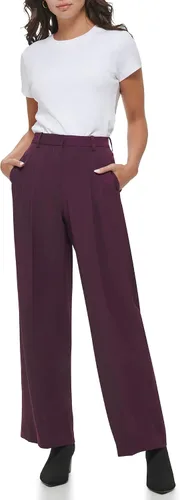 Vista 2 de Calvin Klein Women's Solid Crepe Pleated Straight Leg Pant (Standard and Plus Size)