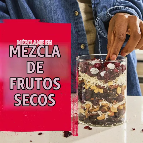Vista 7 de Ocean Spray® Yogur griego cubierto Craisins®, sabor a yogur griego, arándanos cubiertos, frutas secas, bolsa de 5 onzas