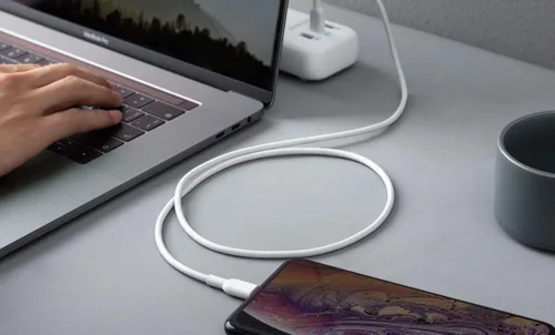 Vista 7 de Cable de Apple CarPlay para automóvil, cable USB C a Lightning para iPhone 14, 14 Pro Max, 13, Plus, SE 2nd/12/11/Xs/XR, iPad 4/5/6/7/8, Mini