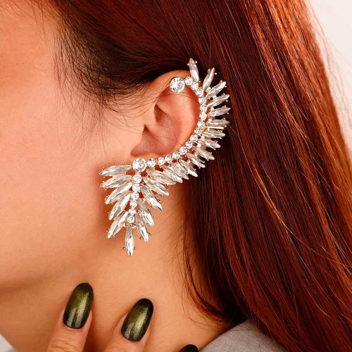Vista 2 de Xerling Aretes de diamantes de imitación para novia, aretes de cristal para graduación, aretes bohemios para escaladores para mujer, aretes de clip