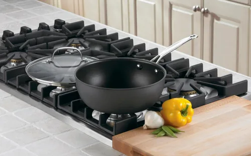 Vista 2 de Cuisinart 635-24 Chef's Classic - Sartén de chef antiadherente anodizada dura de 3 cuartos de galón con tapa