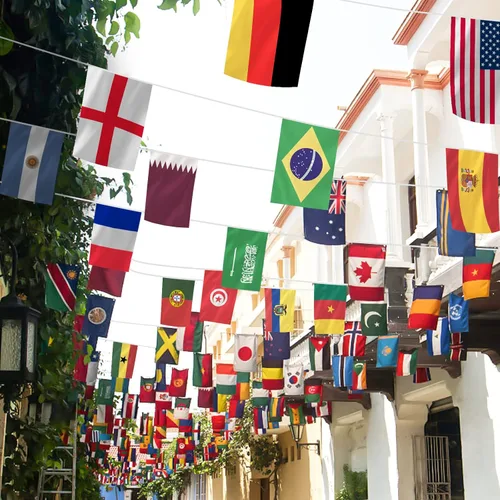 Vista 6 de AhfuLife Bandera mundial de 32 países para decoración de fiestas, banderas internacionales de poliéster de doble cara para la Copa del Mundo