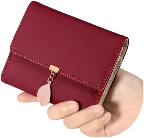 Vista 33 de UTO - Cartera pequeña RFID de piel sintética con dije de hoja, cierre de cremallera y tarjetero.