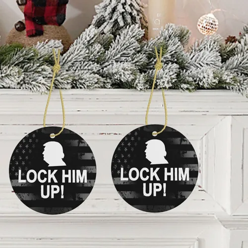 Vista 8 de Lock Him Up Anti Donald Trump Adornos de cerámica Decoración colgante personalizado Adorno colgante de Navidad para decoración del hogar