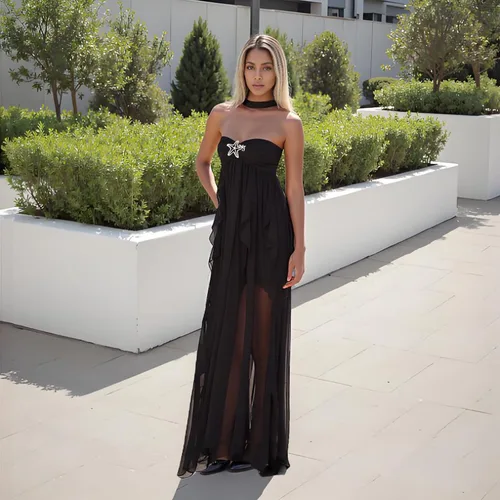 Vista 3 de SOLILOQUY Vestidos de novia sin tirantes para mujer, con hombros descubiertos, con volantes, de malla, vestido de tubo para novia, vestido largo