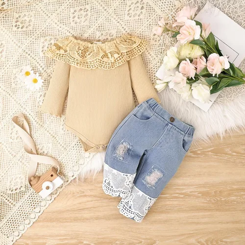 Vista 38 de Conjunto de ropa de bebé niña para bebé, mameluco de encaje blanco de manga larga + pantalones de mezclilla