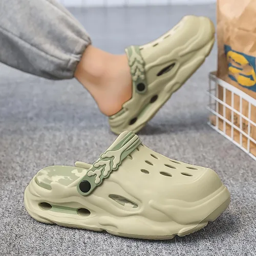Vista 2 de Zuecos de plataforma cómodos de moda para hombres, 1.6 in de altura, en aumento, toboganes de nube, zapatillas casuales, zapatos de playa, sandalias