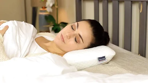 Vista 7 de ProComf - Almohada de espuma viscoelástica para viaje y campamento, para bebé, niño, adolescente, adulto (blanco nieve con 4 fundas de vacaciones)