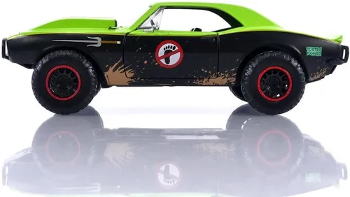 Vista 3 de Teenage Mutant Ninja Turtles 1:24 1967 Chevy Camaro - Coche fundido a presión y figura de Rafael de 2.75 pulgadas, juguetes para niños y adultos