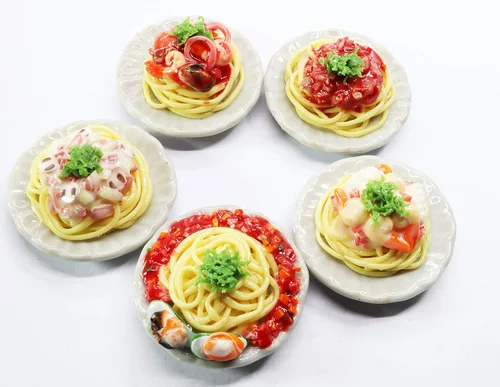 Vista 3 de Mezcla de 5 surtidos de espaguetis para casa de muñecas en miniatura, pequeños accesorios para muñecas, manualidades y decoración de cocina