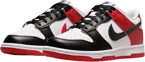 Vista 572 de Nike Kid's Dunk Low Sneaker